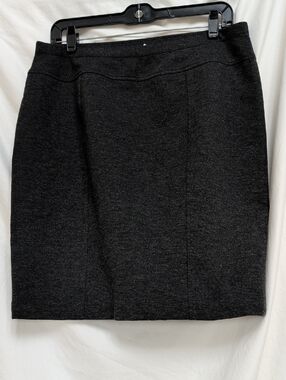 Ellen Tracy stretch pull on charcoal pencil skirt